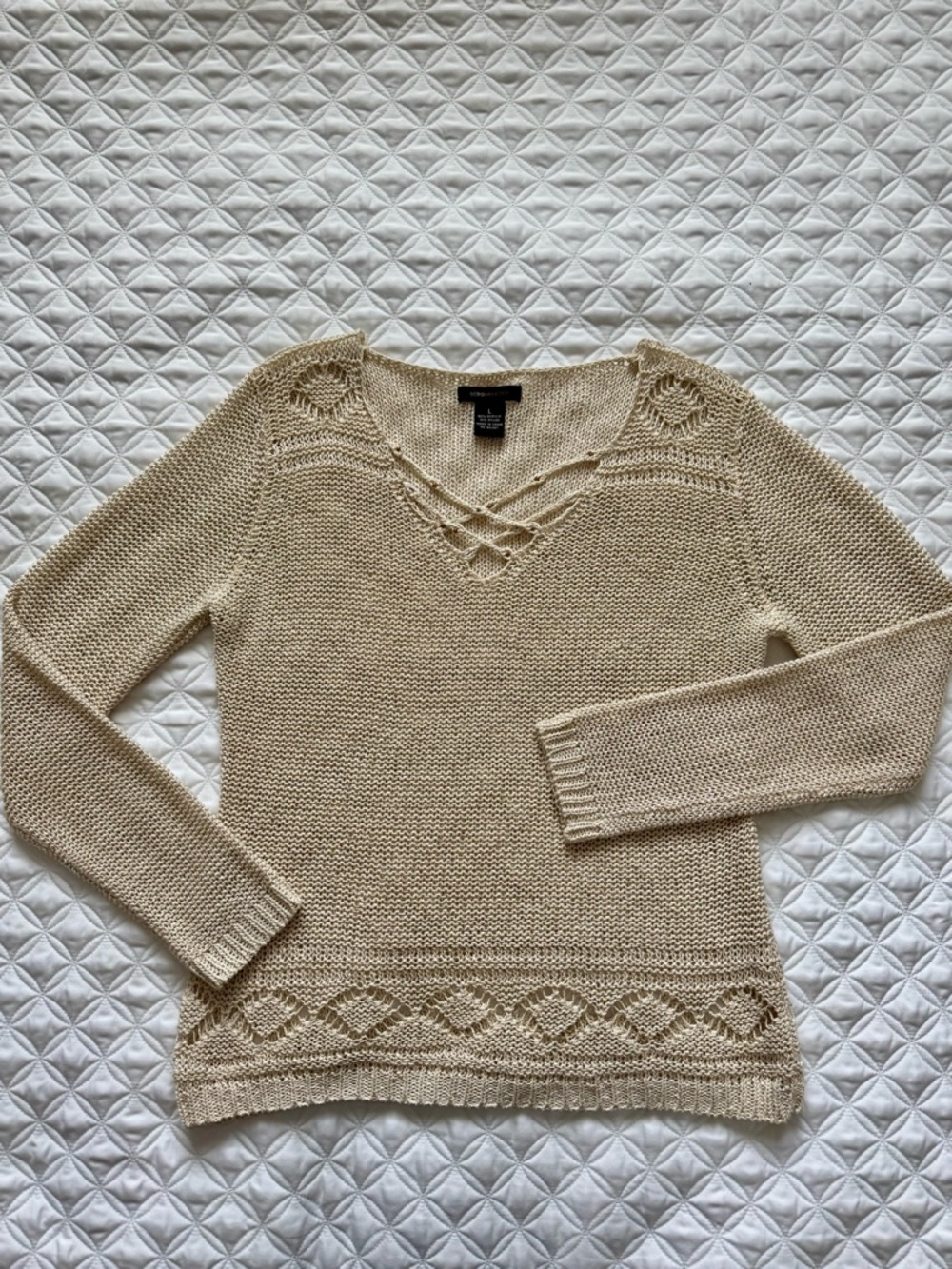 BCBGMaxAzria Beige Knit V-Neck Long Sleeve Beaded Lace Up Sweater Size L